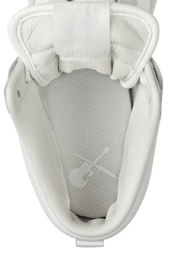 apc-nike02