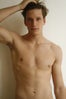 model-fired-for-croissant-florian-van-bael-2