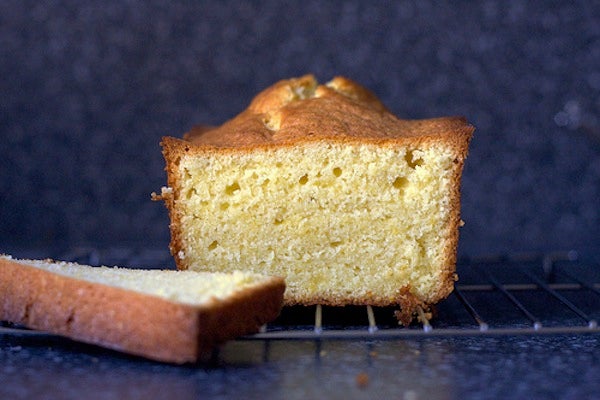 lighter-airy-pound-cake