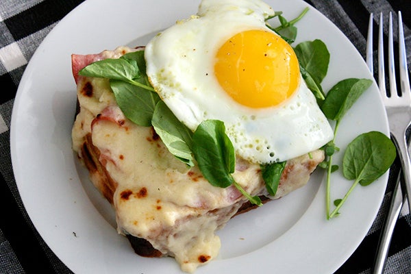 croque-madame-cut