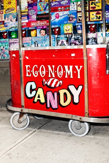 02_R29-Ellie_Eckert_Candy-322