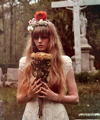 Pamela Love, Lindsey Thornburg, & More Throw A Bewitching, Witchy Wedding bona-drag-op