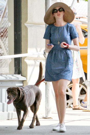 Anne_Hathaway