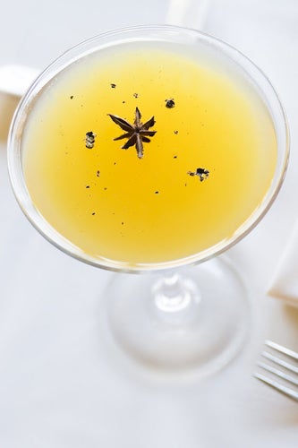Follow The Yellow Brick Road To These Oz-Inspired Cocktails