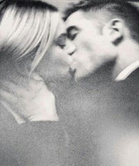 First Look At Robert Pattinson's New Dior Ads: There Is Kissing Involved kisssss
