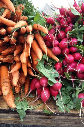 farmersmarket_laura