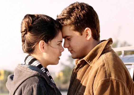 4 Real-Life Love Lessons Learned From Our 4 Favorite Fictional Men r29-pacey-dawsons-creek