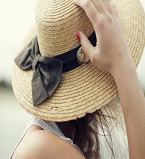 comingore_hat