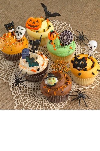 magnolia-Halloween-Cupcakes-'12