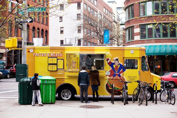 08_FoodTrucks_FritesNMeats_Bug23
