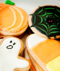 Sweet! The Top 12 Halloween-Themed Treats In L.A. halloween-desserts-280