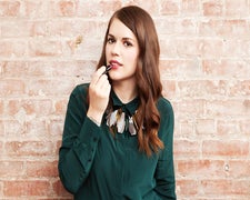 1 Vampy Lipstick, 3 Genius Ways To Wear It opener_lipstick3ways