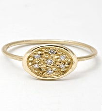 Yayoi-Forest-Lucky-Seven-Diamond-Ring_Catbirg_620
