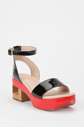 dolcevita-woodcutoutsandal-129