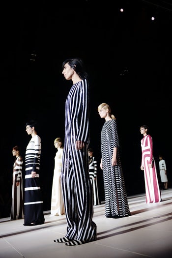 01_MarcJacobs_SS13_Nina_40