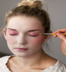 Apply Make Up For Ever Aqua Cream #6 — a classic pink — on the lids, blending the color up to the eyelids. 05_HalloweenLook1_091512_090