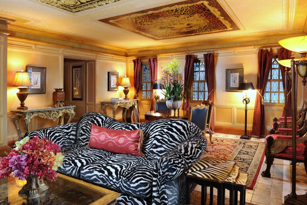 Signature-Suite(Versace's-Bedroom)