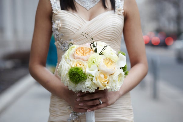026_26_035_35_CityHallWeddingsDay01_403