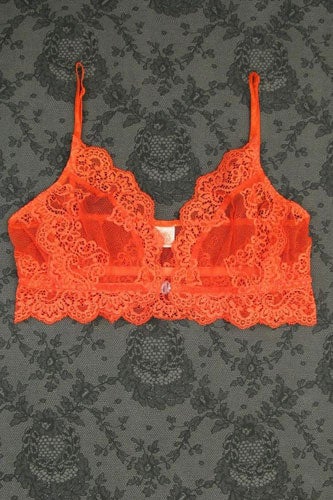Lille_So-Fine-Lace-Bralette_48slide