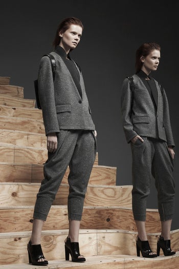 alex_wang_010_1366