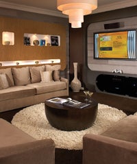 6 Luxe Chicago Hotel Rooms–And Why They're Worth It! opener