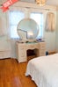 Tip15_MirrorInBedroom