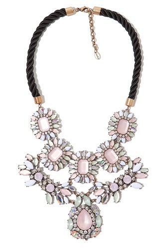 zara-necklace-39.99