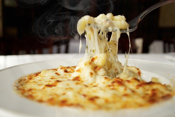 mac-n-chhese-petescafe-