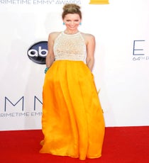 Doesn't turquoise always make for the ultimate accent piece? In Leslie Mann's carpet case, the Lorraine Schwartz accessories just amped the glam factor of her Naeem Khan beaded-bodice and marigold-skirt supremacy. And, that messy topknot made the entire look top-notch! Photo: Peter Brooker /Rex USA emmys-dresses-leslie-mann
