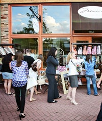 Your Thursday Night Plans: DIY Perfume & Spring Shopping ShirliesGNO1main
