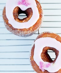 FINALLY: Make Your Own Cronuts — The Best DIY Ever cronut-diy