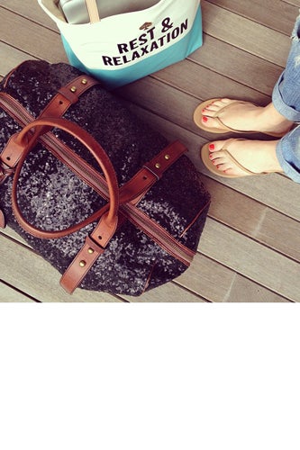 Blogger Besties Hit The R29 Beach House, Frantic Instagramming Ensues