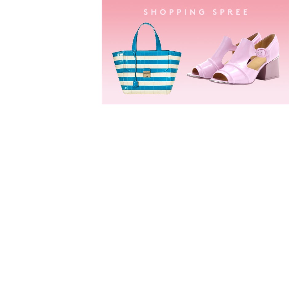 Essie_Hover__0002_Shopping
