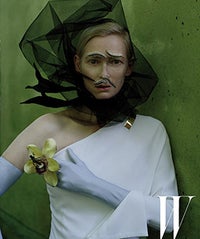 If Tilda Is To Be Believed, Centipedes Are The Next It Accessory TSopener