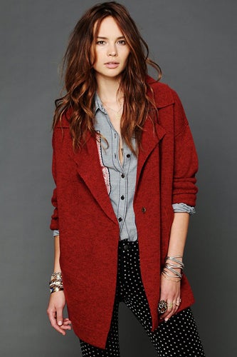 12 Wool Pieces To Make The Winter A Tad More Bearable (Promise!)