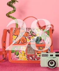 Winter's Lady Bag Gets A Summer Revamping Opener_28