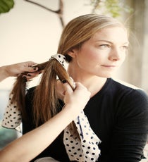 Step 6: Begin a very loose braid incorporating the two ends of the scarf into two of your three sections. style3_step6