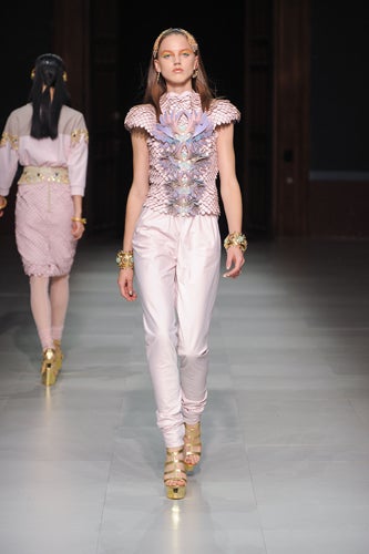 LOOK-33