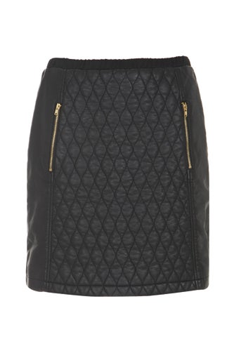 black-quilted-skirt