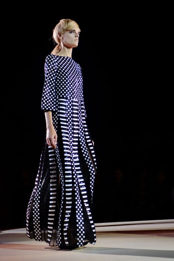 17_MarcJacobs_SS13_Nina_29