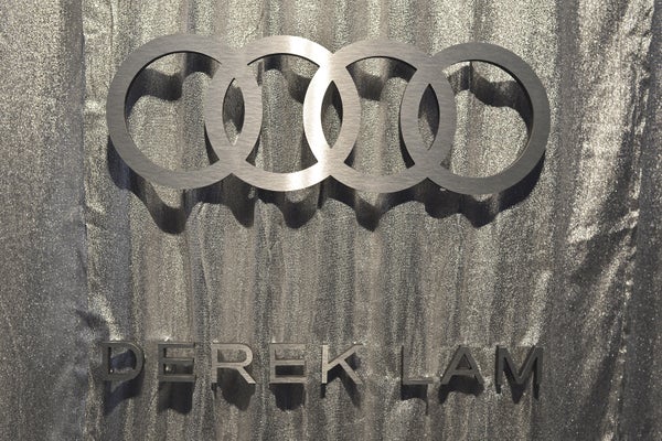 derek-lam-audi-Emmy-green-room-4