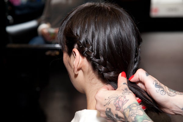 hairstyles for in between lengths