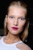 sparkly-holiday-makeup-cheeks