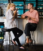 How To Online Date In Chicago – 8 Tips From Our Expert! opener