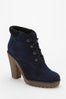 best-fall-shoes-shopping-9