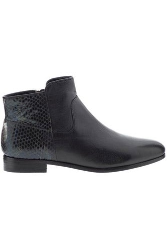 Chelsea-Boot-Market_Rebecca-Minkoff-Refine_Piperlime_325